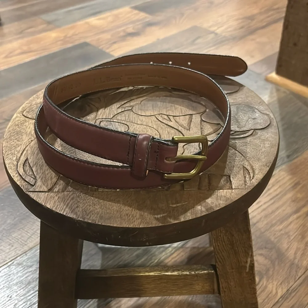 Vintage LL. Bean Classic Brown Leather Belt with Solid Brass Buckle Size  38